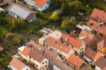 Godramstein, Neugasse in Landau in der Pfalz im Bundesland Rheinland-Pfalz, Deutschland aus der Luft