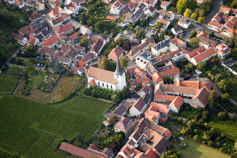 Jakobus im Ortsteil Hambach an der Weinstraße in Neustadt an der Weinstraße im Bundesland Rheinland-Pfalz, Deutschland