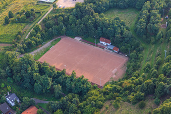 Sportplatz Sankt Martin im Ortsteil SaintMartin im Bundesland Rheinland-Pfalz, Deutschland