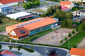 Reitanlage in Rheinzabern im Bundesland Rheinland-Pfalz, Deutschland