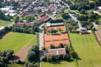 Sportplätze im Ortsteil Graben in Graben-Neudorf im Bundesland Baden-Württemberg, Deutschland