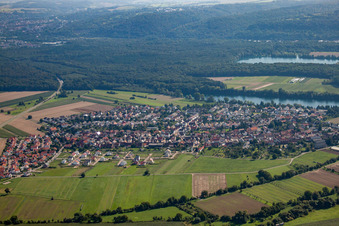 Dorfansicht im Ortsteil Büchenau in Bruchsal im Bundesland Baden-Württemberg, Deutschland