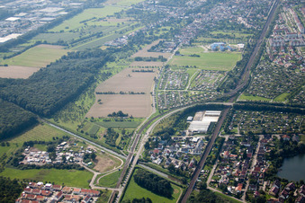 Ortsteil Hagsfeld in Karlsruhe im Bundesland Baden-Württemberg, Deutschland aus der Luft