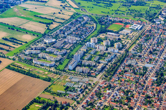 Wohnsiedlungen Rubensstraße und Bärenweg südlich der Neureuter Querallee in Karlsruhe im Bundesland Baden-Württemberg, Deutschland