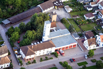 Feuerwehr und Kindergarten Kerwespatzen in Rülzheim im Bundesland Rheinland-Pfalz, Deutschland