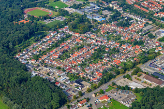 Siedlung von Südosten in Kandel im Bundesland Rheinland-Pfalz, Deutschland