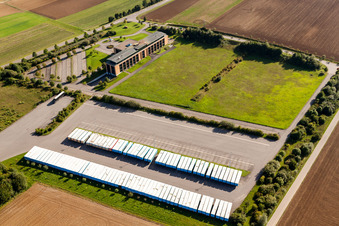 Speditions- Gebäude der Logistik- und Transportfirma Fixemer Logistics GmbH, International Transport & Logistics Services in Perl im Ortsteil Borg im Bundesland Saarland, Deutschland von oben