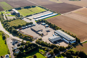 Speditions- Gebäude der Logistik- und Transportfirma Fixemer Logistics GmbH, International Transport & Logistics Services in Perl im Ortsteil Borg im Bundesland Saarland, Deutschland vom Flugzeug aus