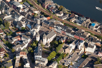 Bahngleise Stadtzentrum im Innenstadtbereich am Ufer des Flußverlaufes der Mosel in Wasserbillig in Grevenmacher, Luxemburg
