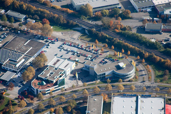 Karlsruhe Ostring, Renault Lang im Ortsteil Oststadt im Bundesland Baden-Württemberg, Deutschland