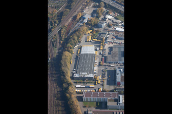 Lagerhallen und Speditionsgebäude SWS-Speditions-GmbH, Ottostraße im Ortsteil Durlach in Karlsruhe im Bundesland Baden-Württemberg, Deutschland von oben gesehen