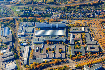 Siemens AG, Fertigungs- und Entwicklungsstandort Karlsruhe im Ortsteil Knielingen im Bundesland Baden-Württemberg, Deutschland aus der Vogelperspektive