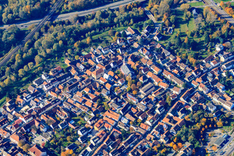 Dreikönigstr im Ortsteil Knielingen in Karlsruhe im Bundesland Baden-Württemberg, Deutschland