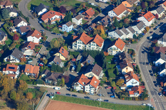 Luftaufnahme von Habsburger Allee x Drachenfelsstraße in Hagenbach im Bundesland Rheinland-Pfalz, Deutschland