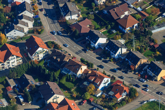 Habsburger Allee x Drachenfelsstraße in Hagenbach im Bundesland Rheinland-Pfalz, Deutschland von oben