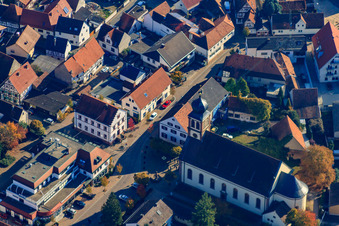 Schrägluftbild von Ludwigstraße   Ortsgemeinde Hagenbach im Bundesland Rheinland-Pfalz, Deutschland