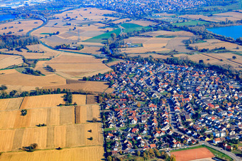 Schrägluftbild von Panorama von Westen in Hagenbach im Bundesland Rheinland-Pfalz, Deutschland
