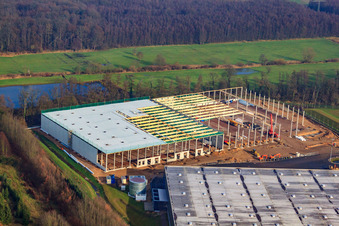 Gazely Logistik-Center 2. Bauabschnitt für STS Group im Ortsteil Minderslachen in Kandel im Bundesland Rheinland-Pfalz, Deutschland von oben gesehen