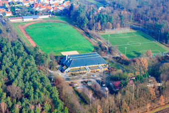 Luftbild von Stadion TUS Schaidt in Wörth am Rhein im Bundesland Rheinland-Pfalz, Deutschland