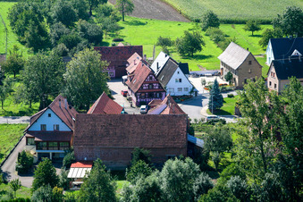 Drohnenbild von Niederlauterbach(Elsass) im Bundesland Bas-Rhin, Frankreich