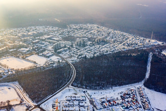 Dorschberg im Winter bei Schnee in Wörth am Rhein im Bundesland Rheinland-Pfalz, Deutschland