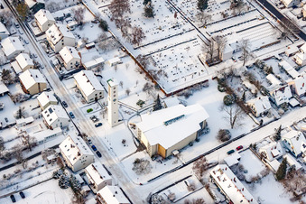 St. Pius im Winter bei Schnee in Kandel im Bundesland Rheinland-Pfalz, Deutschland