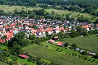 Luftbild von Rheinstr in Neuburg am Rhein im Bundesland Rheinland-Pfalz, Deutschland