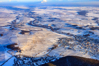 Klingbachtal im Winter bei Schnee in Klingenmünster im Bundesland Rheinland-Pfalz, Deutschland