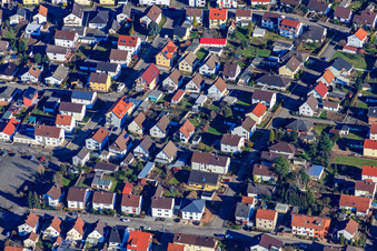Mozartstr in Lingenfeld im Bundesland Rheinland-Pfalz, Deutschland