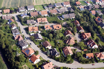 Luftaufnahme von Burgenring in Kandel im Bundesland Rheinland-Pfalz, Deutschland