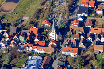 Katholische Kirche St. Martin in Hanhofen im Bundesland Rheinland-Pfalz, Deutschland