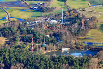 Drohnenbild von Holiday Park in Haßloch im Bundesland Rheinland-Pfalz, Deutschland