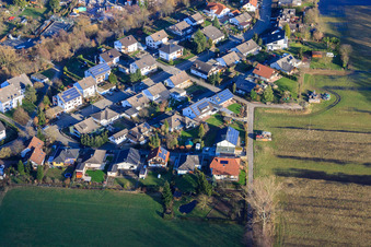 Albert-Detzel-Straße in Herxheim bei Landau im Bundesland Rheinland-Pfalz, Deutschland aus der Vogelperspektive