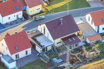 An d. Anhaide im Ortsteil Schaidt in Wörth am Rhein im Bundesland Rheinland-Pfalz, Deutschland aus der Drohnenperspektive