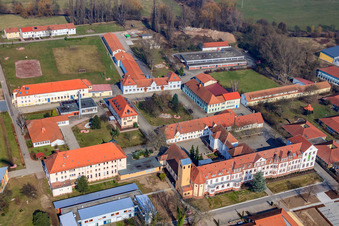 Schrägluftbild von Jugendwerk und Berufsbildende Schule St. Josef und Caritas-Förderzentrum St. Laurentius und Paulus in Landau in der Pfalz im Bundesland Rheinland-Pfalz, Deutschland