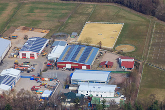 Gewerbegebiet Am Gäxwald mit Klarsicht-Verpackungen Weber GmbH, REGAB GmbH Tiefbau und  Feinwerk Präzisions- und Messtechnik GmbH & Co. KG in Herxheim bei Landau im Bundesland Rheinland-Pfalz, Deutschland