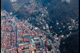 Uni und Schloß im Ortsteil Kernaltstadt in Heidelberg im Bundesland Baden-Württemberg, Deutschland