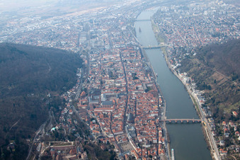 Luftbild von Altstadt im Ortsteil Kernaltstadt in Heidelberg im Bundesland Baden-Württemberg, Deutschland