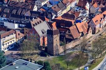 Pulverturm an der Stadtmauer in Eberbach im Bundesland Baden-Württemberg, Deutschland