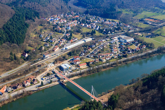 Nekarbrücke Zwingenberg im Bundesland Baden-Württemberg, Deutschland