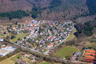 Am Mittelberg in Zwingenberg im Bundesland Baden-Württemberg, Deutschland