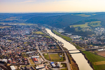 Neckarbrücke Obrigheim in Mosbach im Bundesland Baden-Württemberg, Deutschland