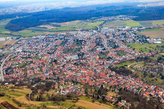 Stadtansicht von Osten in Weingarten im Bundesland Baden-Württemberg, Deutschland