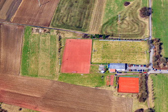 Fußballplatz des Sportverein Obersimten 68 e.V im Bundesland Rheinland-Pfalz, Deutschland