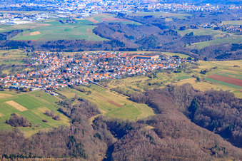 Ortsansicht aus Süden in Vinningen im Bundesland Rheinland-Pfalz, Deutschland