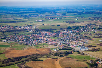 Luftbild von Rohrbach-lès-Bitche im Bundesland Moselle, Frankreich