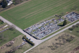 Luftaufnahme von Weislingen im Bundesland Bas-Rhin, Frankreich