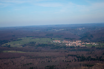 Phalsbourg im Bundesland Moselle, Frankreich vom Flugzeug aus