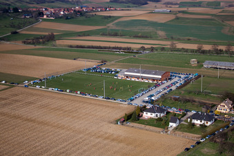 Ringendorf, Sportplatz im Bundesland Bas-Rhin, Frankreich