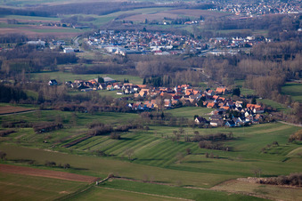 Uttenhoffen im Bundesland Bas-Rhin, Frankreich aus der Drohnenperspektive